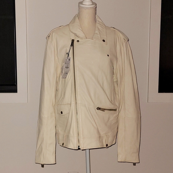 Zara Jackets & Blazers - 🔥HP🔥ZARA Leather Jacket